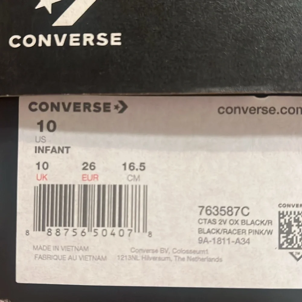 Converse Chuck Taylor All Star 2v Low Top Sneaker | Pretty Strong | NEW in BOX💕